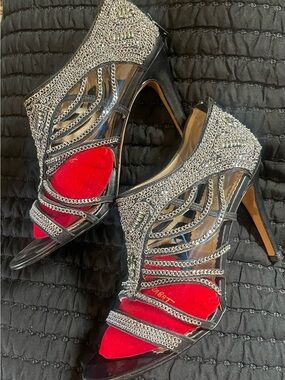 Embellished Black Patent High Heels with Silver Chain Accents